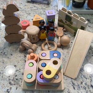 Kiwi Co. Panda Crate and Wooden Montessori Toys Collection